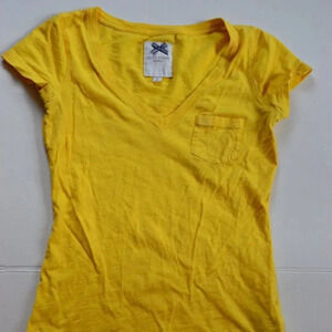 GILLY  HICKS Yellow Tee